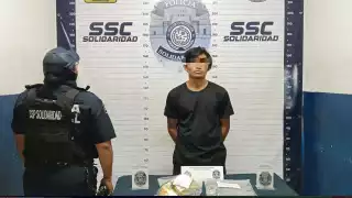 En la Colosio detienen a chiapaneco con 34 dosis de posible marihuana