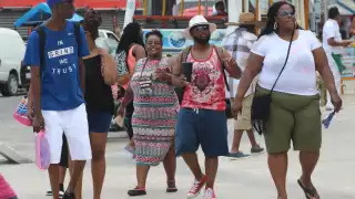 Desde temprano, los turistas aprovecharon las inmejorables condiciones meteorológicas