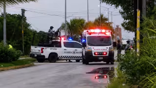 Motociclista se impacta contra unidad de la Guardia Nacional en la avenida Colosio de Champotón