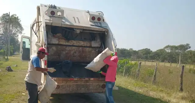 Persisten incumplimientos laborales en el Ayuntamiento de Carmen.