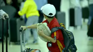 Desde personajes preferidos hasta especies marinas y figuras locales, cada muñeco de felpa refleja momentos únicos