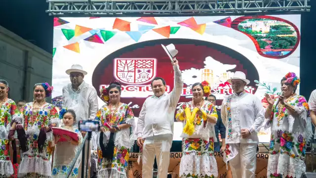 El Gobernador electo asistió al aniversario 135 de Hoctún como villa