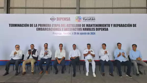 Mauricio Vila Dosal destacó la importancia de posicionar a Progreso como un referente en la industria marítim Mauricio Vila Dosal destacó la importancia de posicionar a Progreso como un referente en la industria marítim