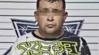 Al hombre también se incautó un teléfono celular y la motocicleta Italika