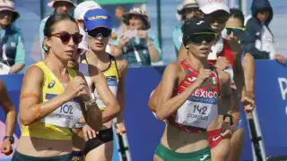 Marcha mexicana deja huella en París 2024: Alegna González roza el podio 