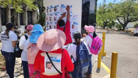 Activistas temen que el cambio en la Comisión Nacional de Búsqueda aplace aún más la identificación de cuerpos en el Semefo Activistas temen que el cambio en la Comisión Nacional de Búsqueda aplace aún más la identificación de cuerpos en el Semefo