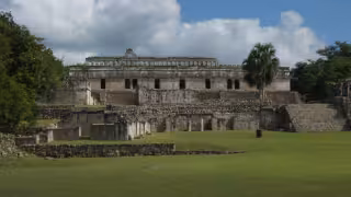 Hay zonas arqueológicas y playas poco visitadas en Yucatán