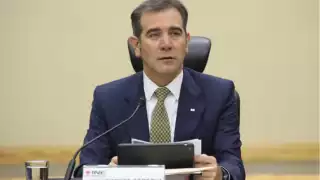 AMLO lamentó el camino que tomó el titular del INE