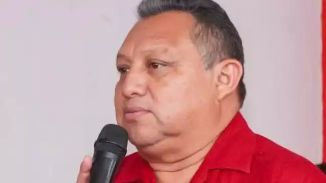 El presidente municipal reveló que algunos afectados han recibido amenazas por "derecho de piso"