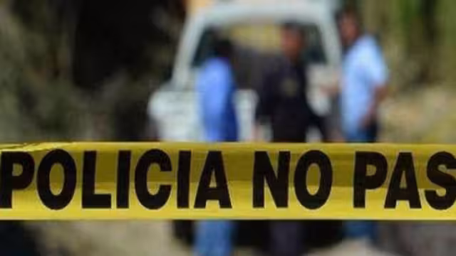 Presunto líder de taxis piratas es asesinado en bar de la GAM