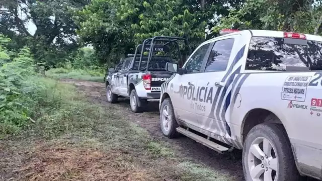 El hallazgo fue reportado por vecinos que cruzaban por el lugar