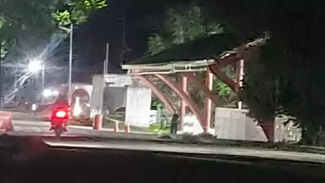 Los hechos ocurrieron alrededor de las 21:30 horas a un costado del domo.