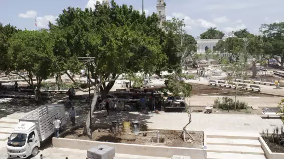 La Plaza Grande de Mérida aún no tiene fecha para el fin de las obras La Plaza Grande de Mérida aún no tiene fecha para el fin de las obras