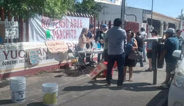 Colonias de Mérida registran baja presión de agua potable
