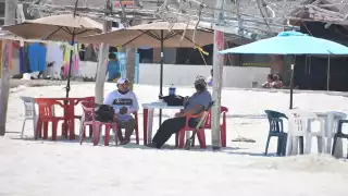 Restauranteros de Progreso se preparan para la temporada navideña