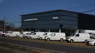 Venta de vehículos eléctricos aumenta en Yucatán, pero no hay la infraestructura energética para su uso