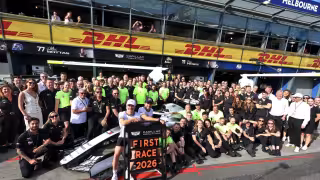 Checo y todo el equipo de Cadillac