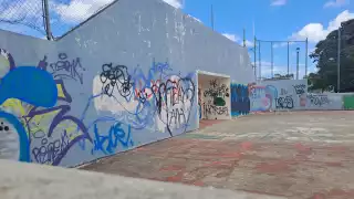 “Mala imagen e inseguridad": Canchas deportivas de Cancún en mal estado preocupan a familias 