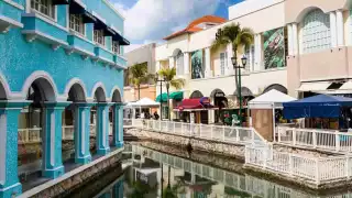 El centro comercial más bonito de Cancún destaca por su diseño y exclusividad