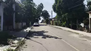 Detienen en José María Morelos a joven dormido en la vía pública con supuestas drogas 