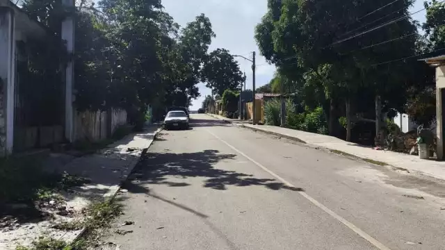 Al revisarlo los policías encontraron un estuche  en los bolsillo de su pantalón en donde traía varias bolsitas con presuntas drogas