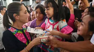 En el evento de inauguración, Claudia Sheinbaum destacó la importancia del sector salud en el país.