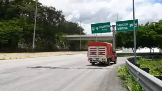 La SICT informó que no se incluyó en el presupuesto para el Programa Nacional de Carreteras