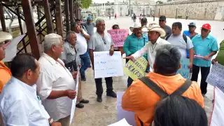 Los productores siguen en espera de que las autoridades los convoquen a una reunión