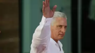 Miguel Díaz-Canel, presidente de Cuba, llega a México para la toma de posesión de Claudia Sheinbaum