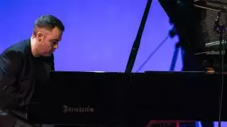 El pianista británico de talla internacional, ofrecerá un concierto en la Casa de la Música; la presentación será el día seis de septiembre