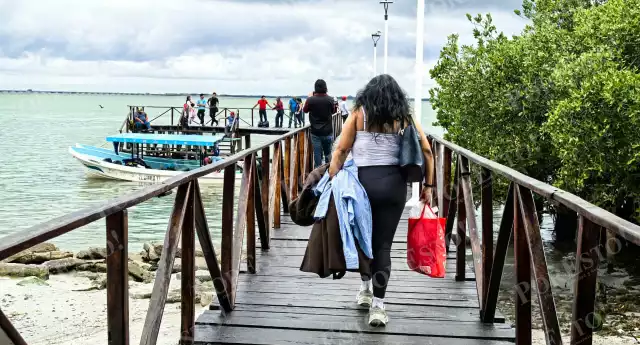 Vacaciones incrementan el flujo de pasajeros entre Ciudad del Carmen y Palizada.