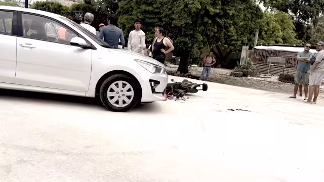 Presuntamente el conductor realizó un giro inesperado, lo que causó el accidente