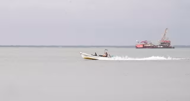 Rachas de 70 km/h provocan restricciones de navegación en Ciudad del Carmen