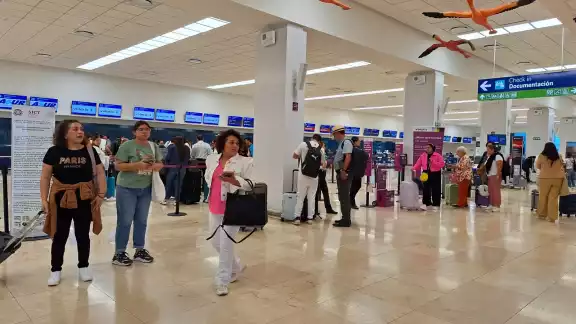 Hay buena afluencia de pasajeros en el aeropuerto de Mérida Hay buena afluencia de pasajeros en el aeropuerto de Mérida