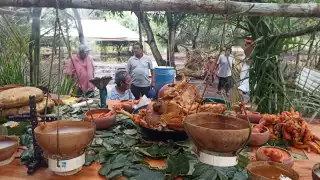 Con un ritual maya, guardianes de la milpa de Sanahcat piden buenas cosechas y protección para los campos y las familias campesinas