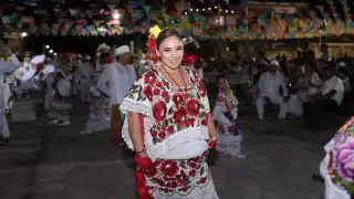 Presentan a la candidata de San Felipe para embajadora de la Feria Yucatán Xmatkuil 2024