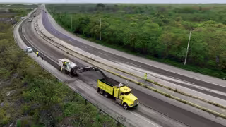La SICT interviene 87 km de una de las carreteras federales más importantes del Oriente