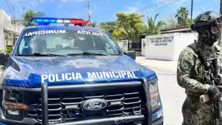 Los presuntos responsables huyeron a bordo de una motocicleta