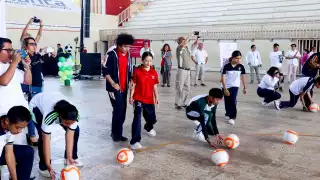 Secretaría de Educación de Yucatán vigila la prohibición de la comida chatarra en las escuelas