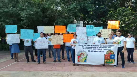 Trabajadores sindicalizados de la Universidad Intercultural Maya sin respuesta del gobierno del estado Trabajadores sindicalizados de la Universidad Intercultural Maya sin respuesta del gobierno del estado