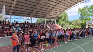 Delegaciones de todo Campeche participaron en los XXXIV encuentros deportivos y culturales.
