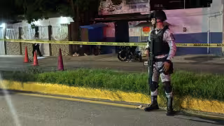 Los agresores sacaron el arma de una moto