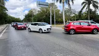 La vialidad permanece cerrada en la Zona Hotelera de Cancún