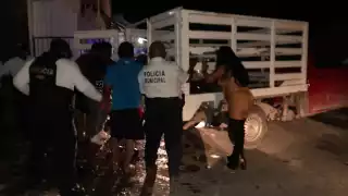 Joven resulta herido tras romper la ventana de su casa