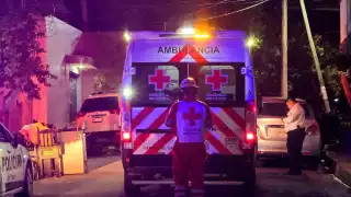 Sujeto es golpeado por sus familiares