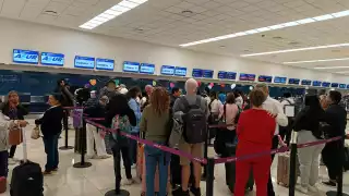 El vuelo más afectado fue el 4290 de Viva Aerobús de Monterrey con un atraso de 56 minutos.