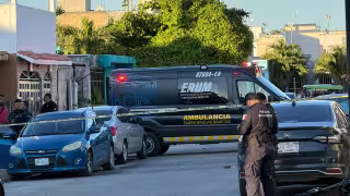 Autoridades investigan la ejecución de una mujer en Playa del Carmen.