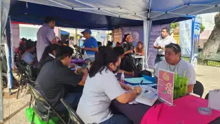 La Parrilla, Los Héroes, KFC, Messinas, Pizza Hut, Burger King y Los Almendros reclutarán personal.