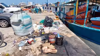 Señalan falta de responsabilidad en el manejo de basura en el puerto de Yucalpetén