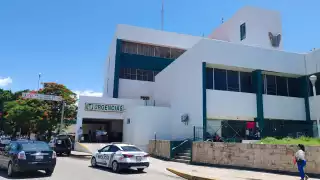 La madre y la suegra de una joven denunciaron negligencia en el Hospital General de Zona (HGZ) número uno del IMSS.